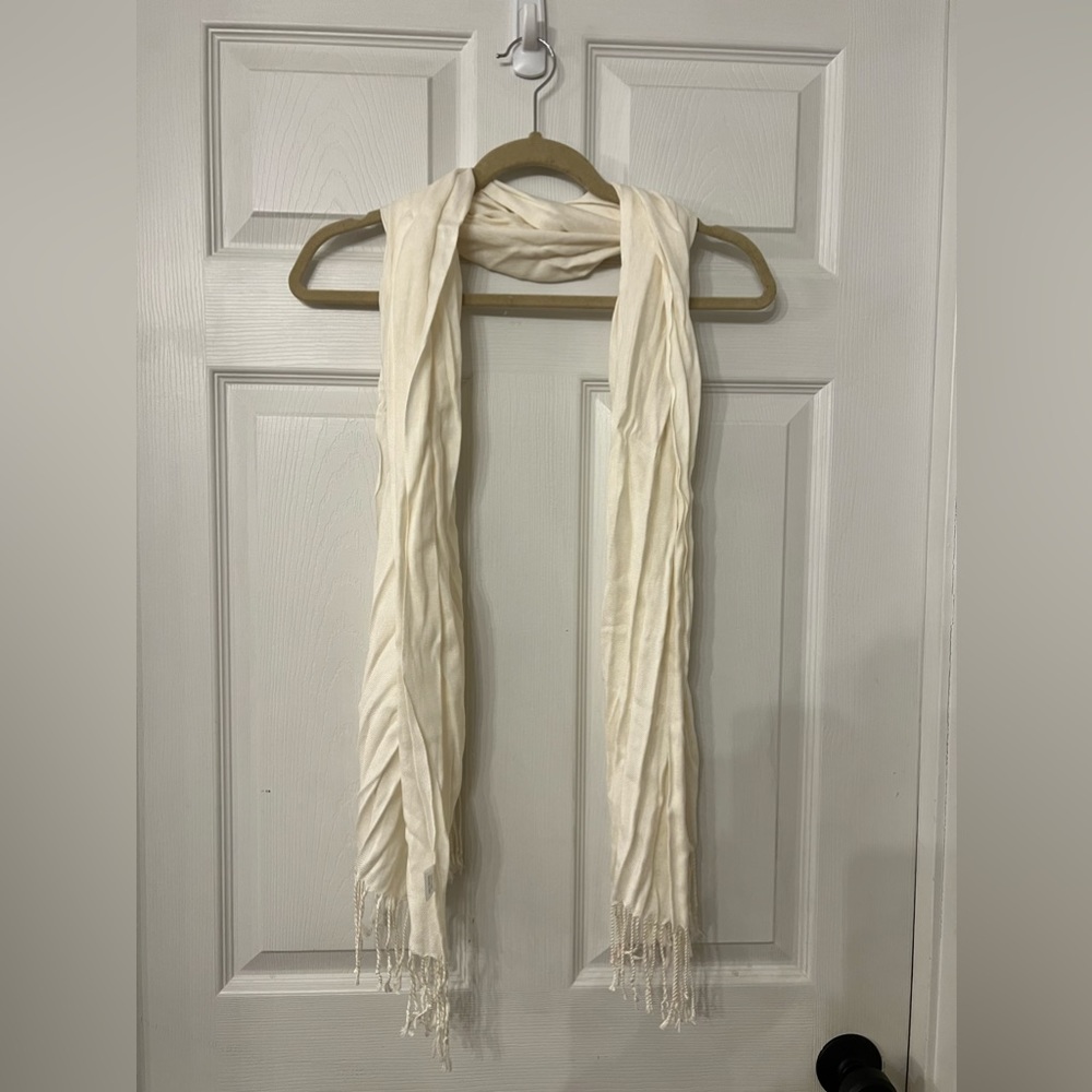 Cream scarf one size